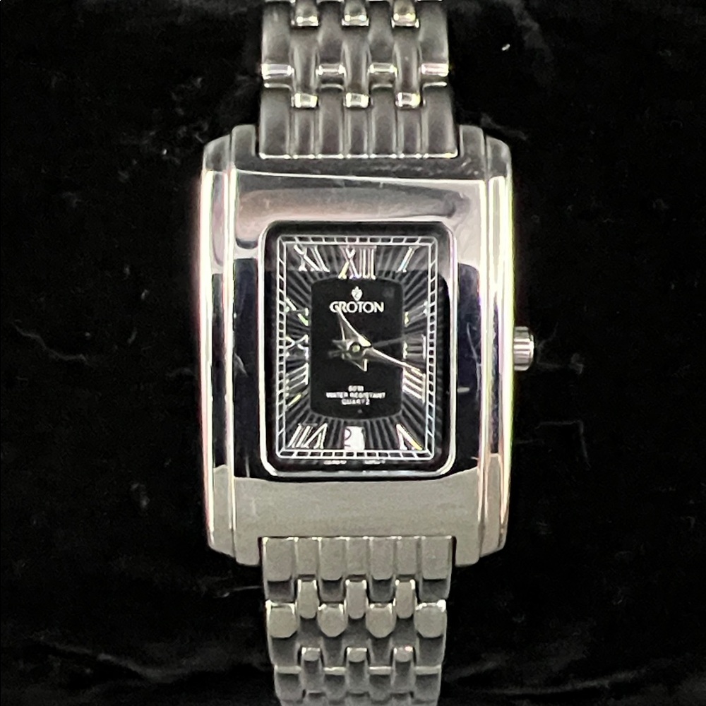 Croton Aristocrat 7” Women’s Watch (works great, new battery)